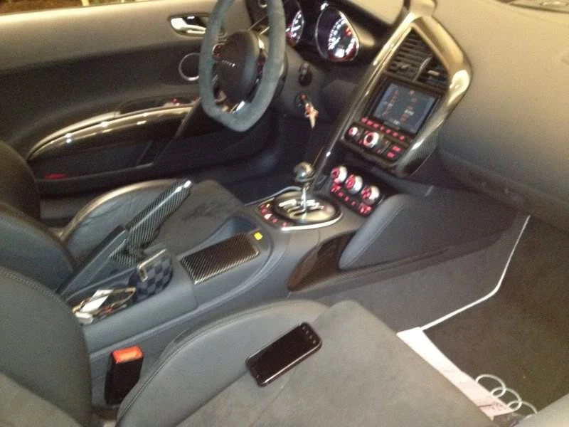 2010 Audi 42 R8 - Image 8 of 8