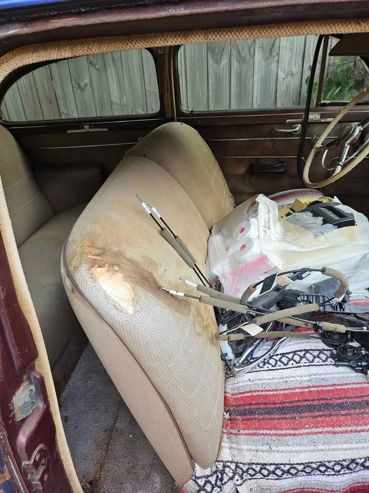 1941 Oldsmobile 98 - Image 4 of 4