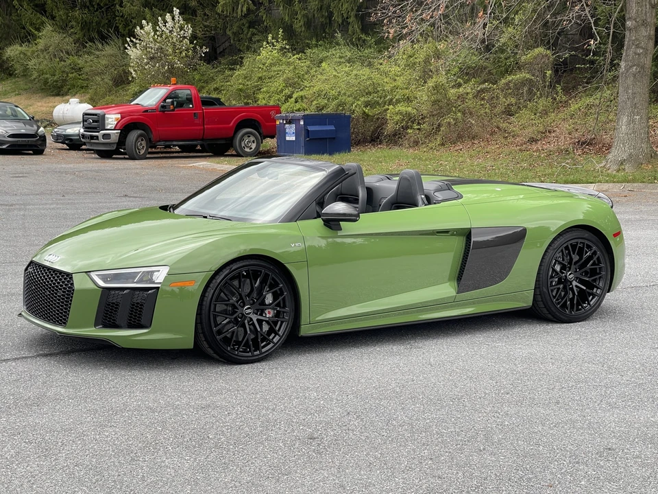 2018 Audi 4S R8 - Image 2 of 31