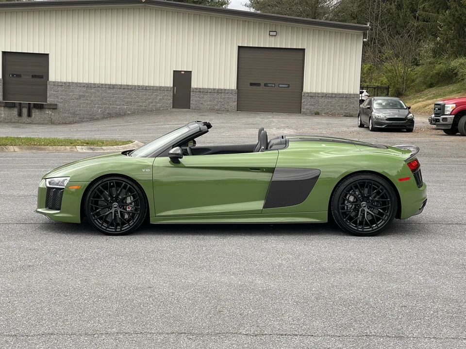 2018 Audi 4S R8 - Image 27 of 31
