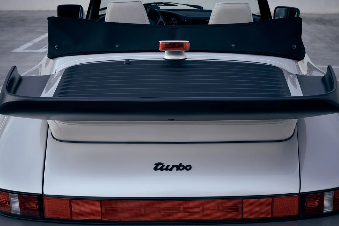 1989 Porsche 911 - Image 13 of 15