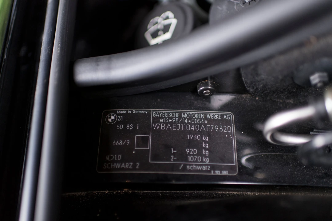 2000 BMW Z8 - Image 30 of 31