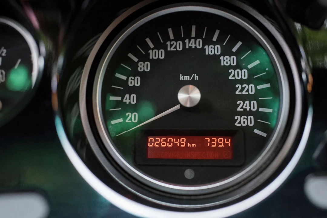2000 BMW Z8 - Image 26 of 31