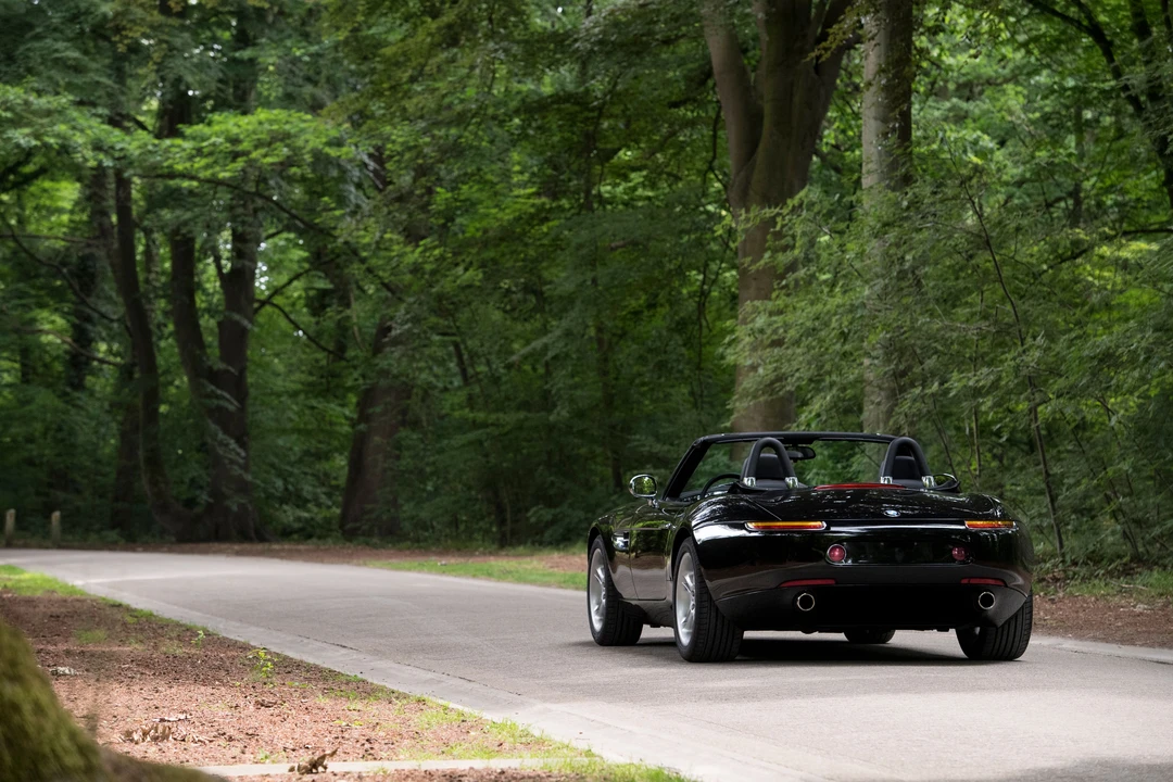 2000 BMW Z8 - Image 14 of 31