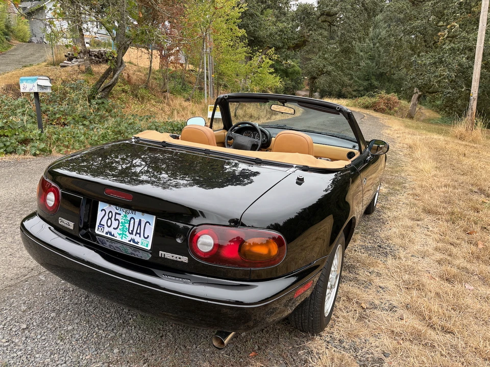 1992 Mazda NA MX-5 Miata - Image 21 of 31