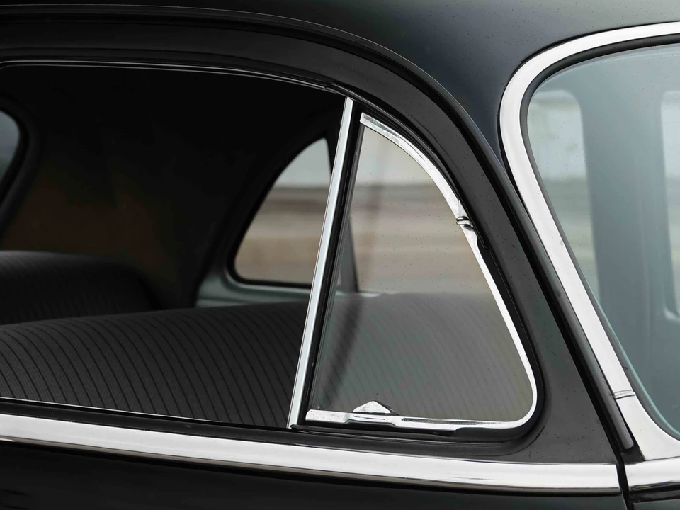 1950 Oldsmobile 88 - Image 14 of 31