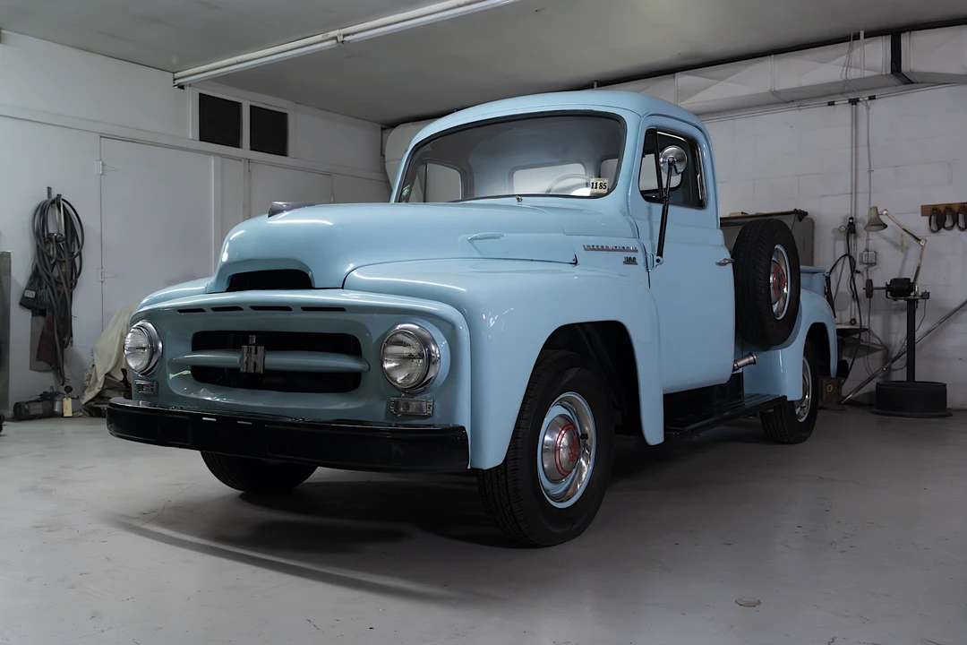 1955 International - Image 3 of 31