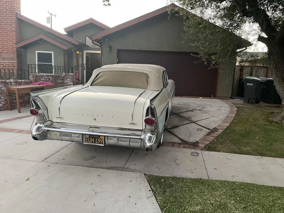 1957 Buick Roadmaster - Image 14 of 31