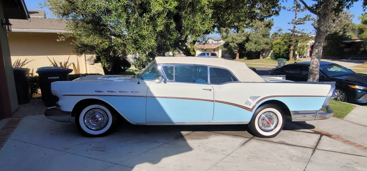 1957 Buick Roadmaster - Image 24 of 31
