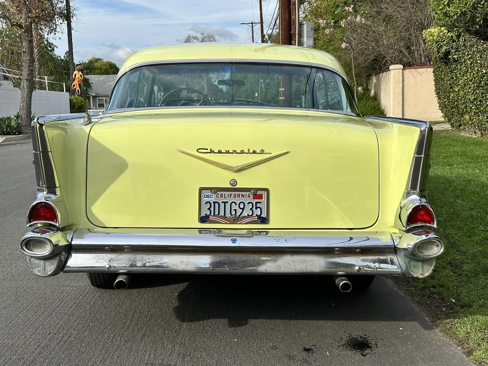 1957 Chevrolet Tri-Five Bel Air Sedan & Wagon - Image 4 of 10