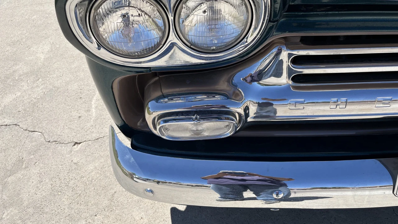 1959 Chevrolet Task Force - Image 21 of 31