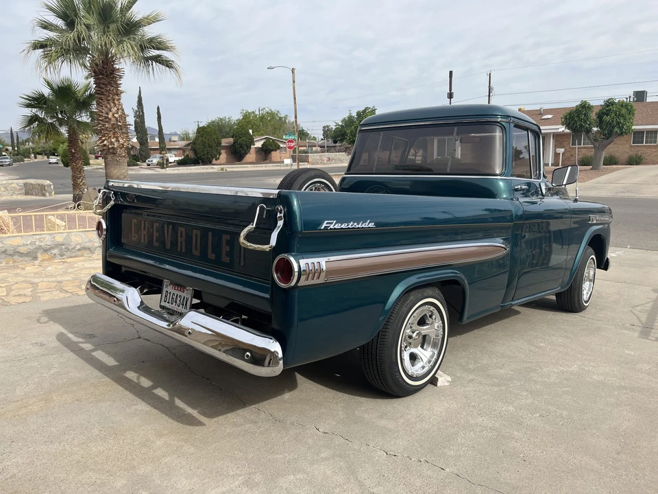 1959 Chevrolet Task Force - Image 8 of 31