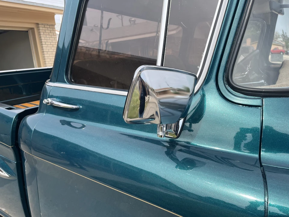 1959 Chevrolet Task Force - Image 13 of 31