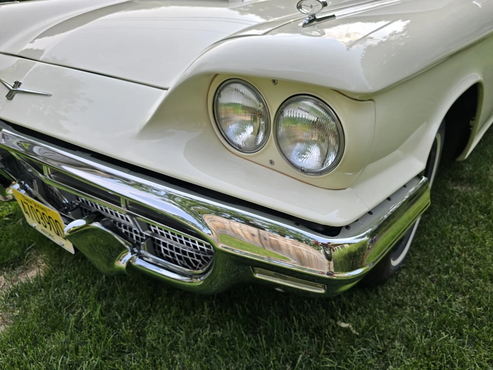 1960 Ford Thunderbird 2nd Gen - Image 15 of 31