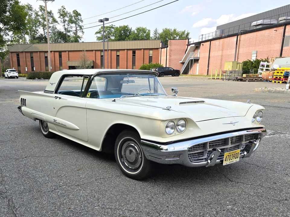 1960 Ford Thunderbird 2nd Gen - Image 10 of 31