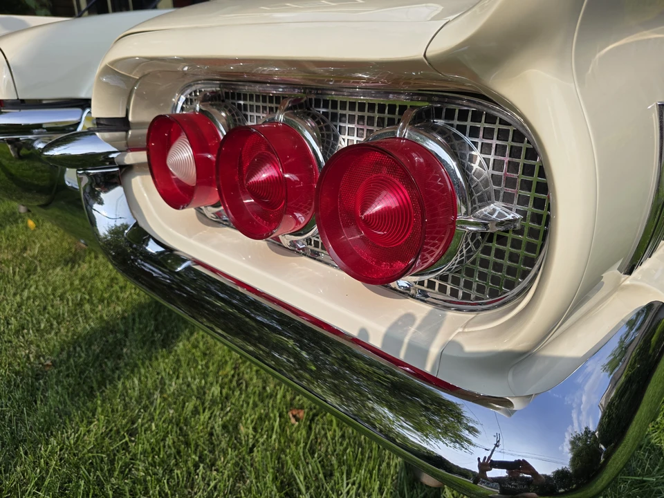 1960 Ford Thunderbird 2nd Gen - Image 17 of 31
