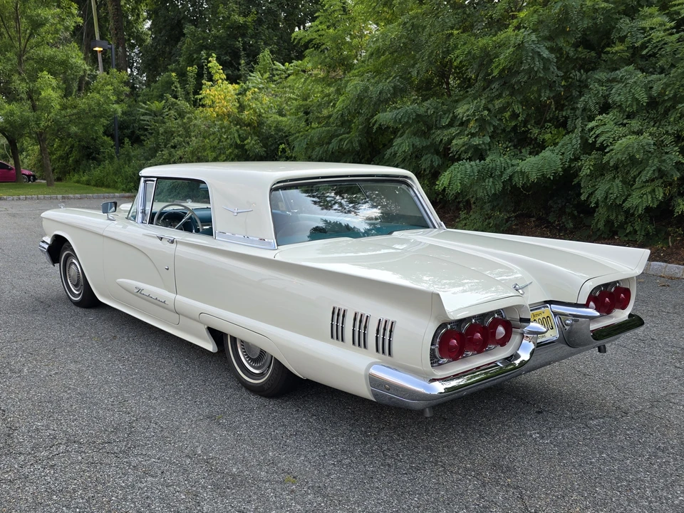 1960 Ford Thunderbird 2nd Gen - Image 4 of 31