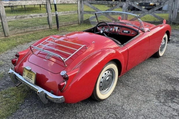 1960 MG MGA 1600 - Image 2 of 9