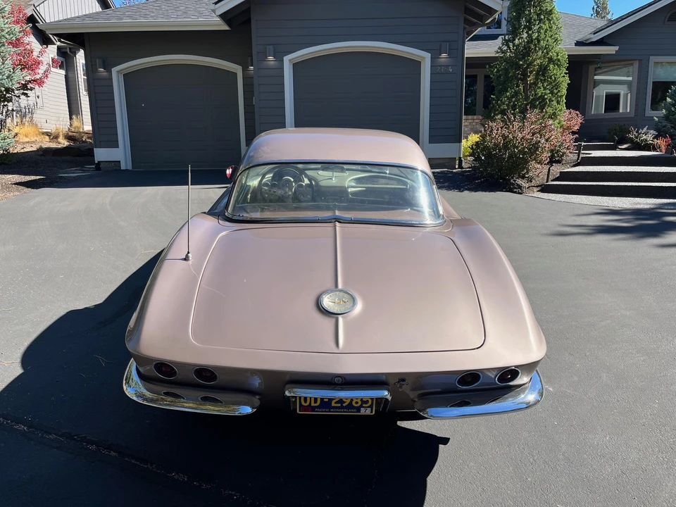 1961 Chevrolet Corvette C1 - Image 13 of 31