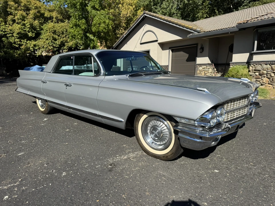 1962 Cadillac Series 62 6th Gen - Image 13 of 31