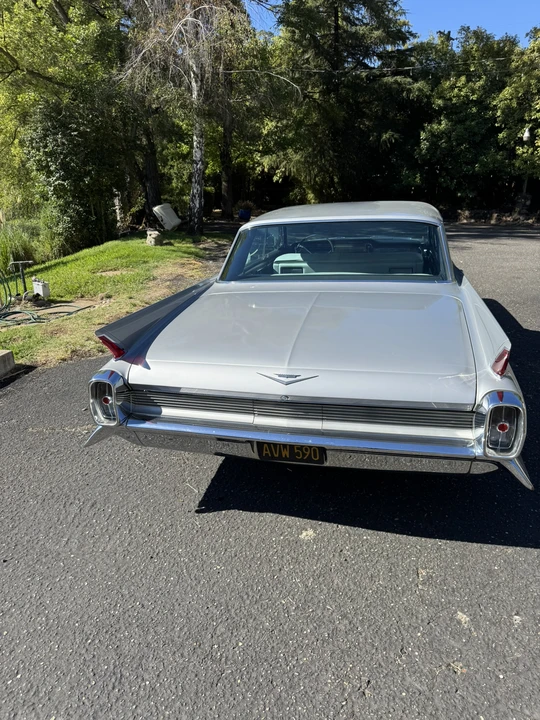 1962 Cadillac Series 62 6th Gen - Image 16 of 31