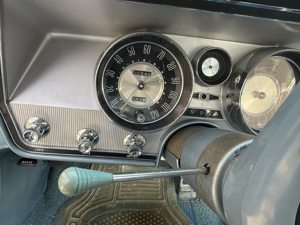 1963 Buick LeSabre - Image 26 of 31