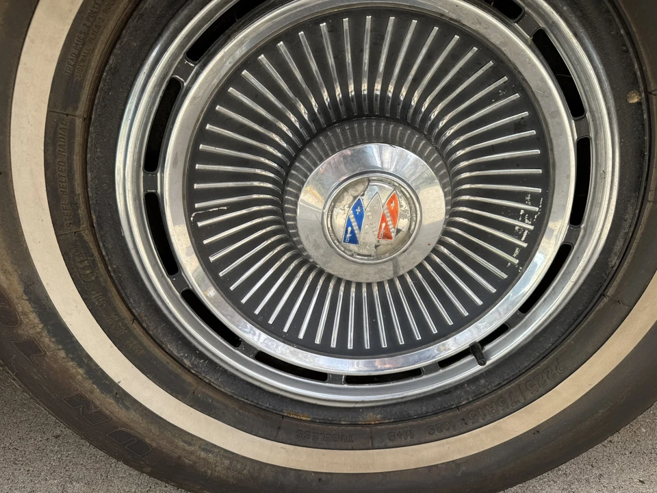 1963 Buick LeSabre - Image 19 of 31