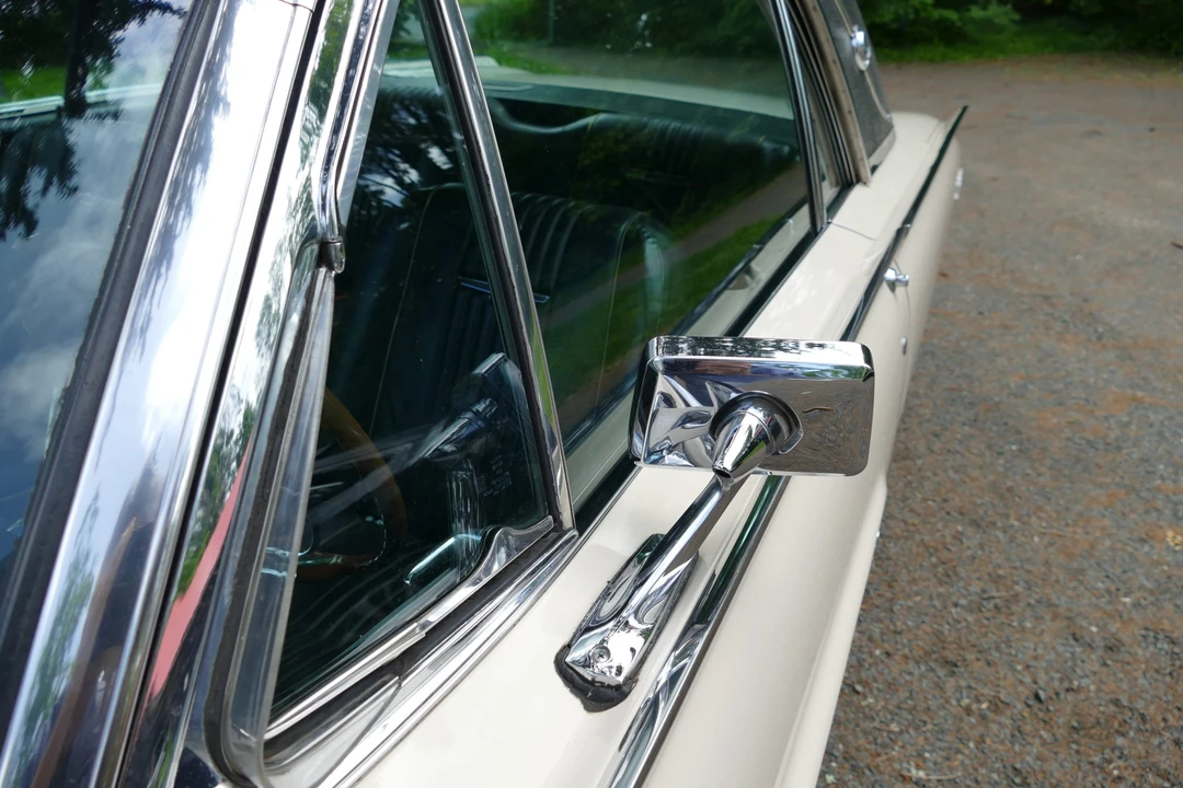 1963 Ford Thunderbird 3rd Gen - Image 18 of 31