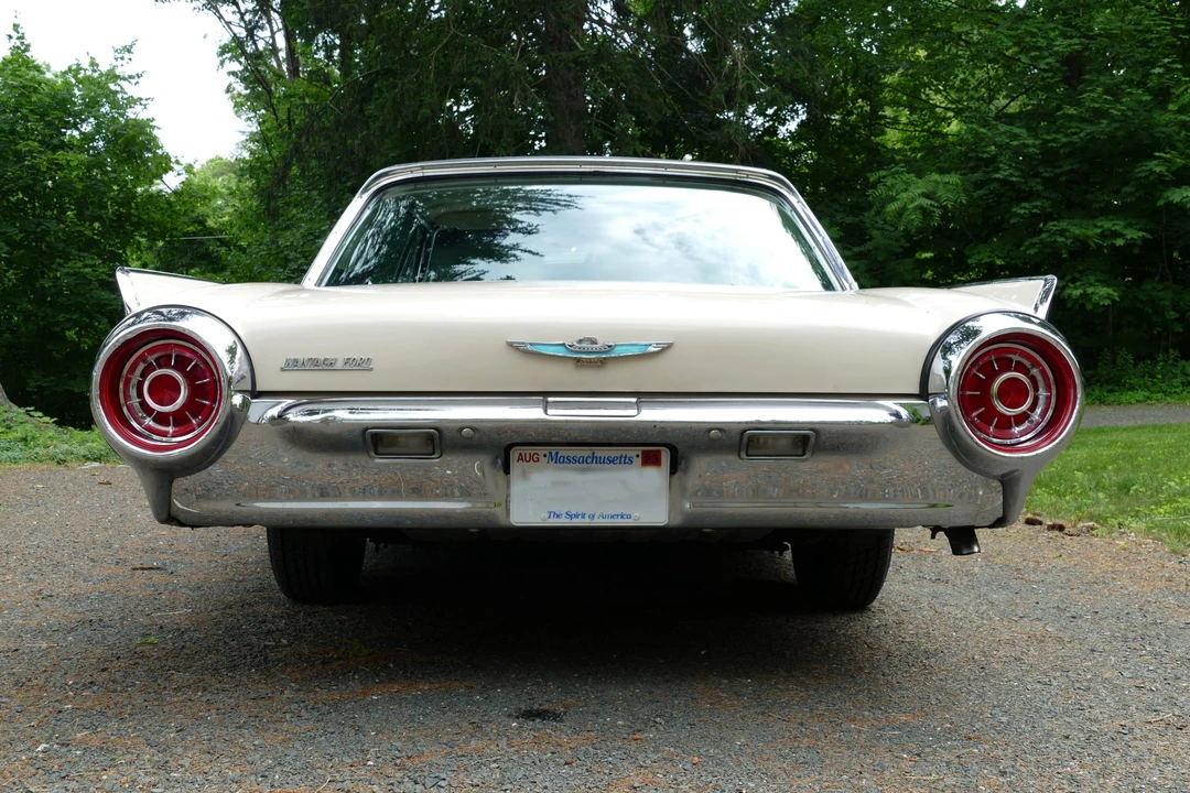 1963 Ford Thunderbird 3rd Gen - Image 5 of 31