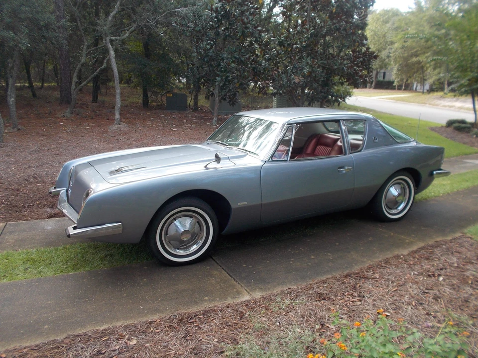 1963 Studebaker Avanti - Image 10 of 31