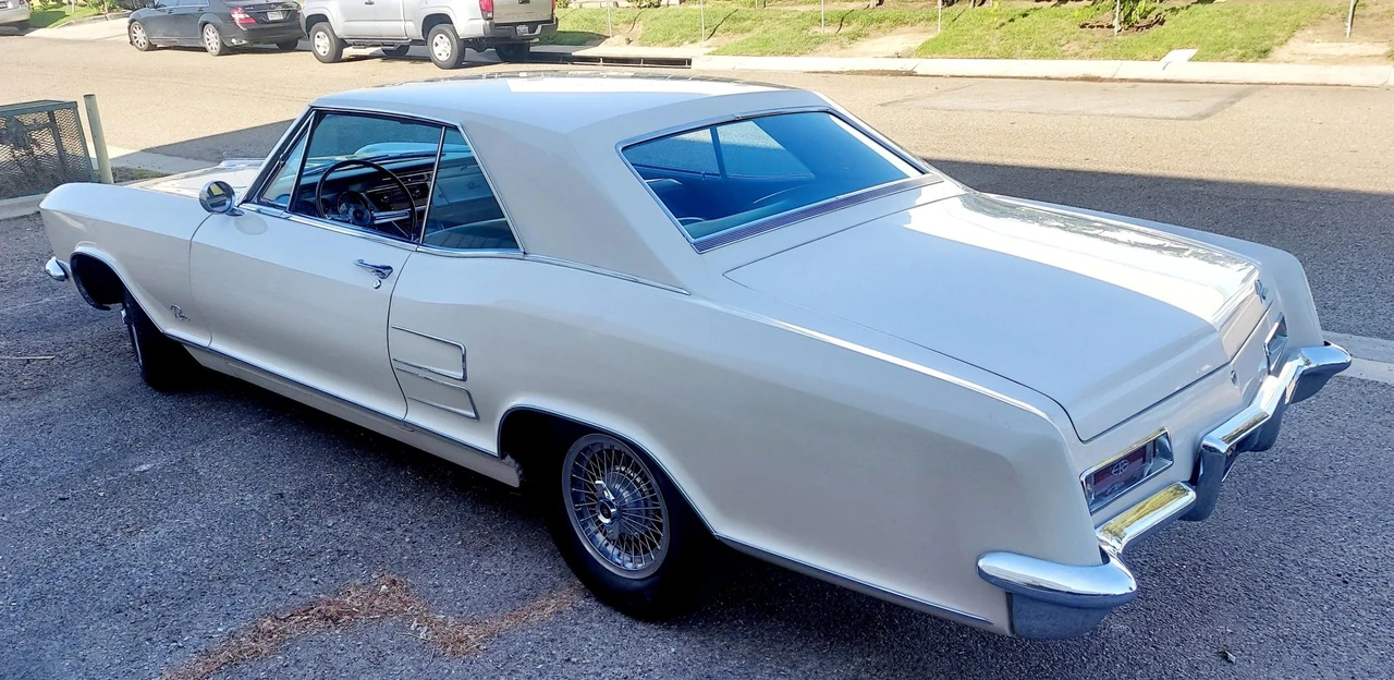 1964 Buick Riviera 1st Gen - Image 11 of 31