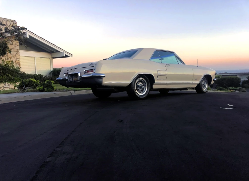 1964 Buick Riviera 1st Gen - Image 9 of 31