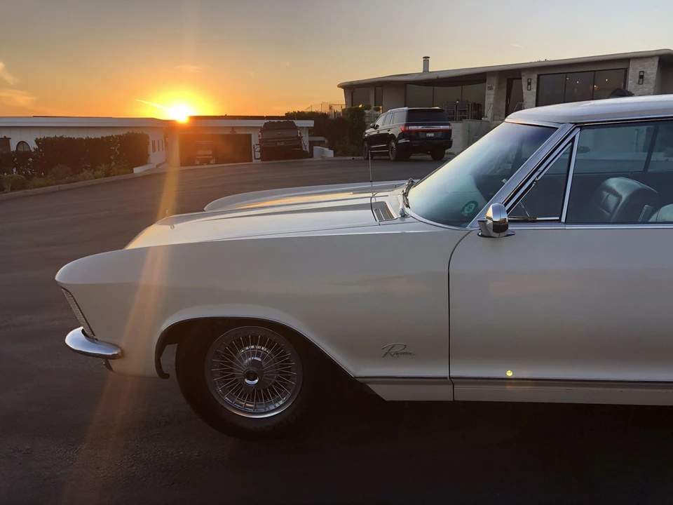 1964 Buick Riviera 1st Gen - Image 15 of 31