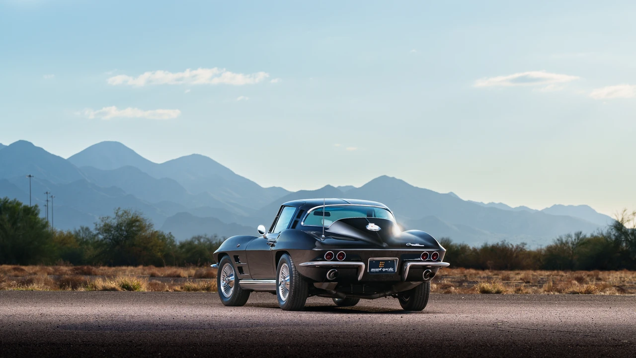 1964 Chevrolet Corvette C2 - Image 21 of 31