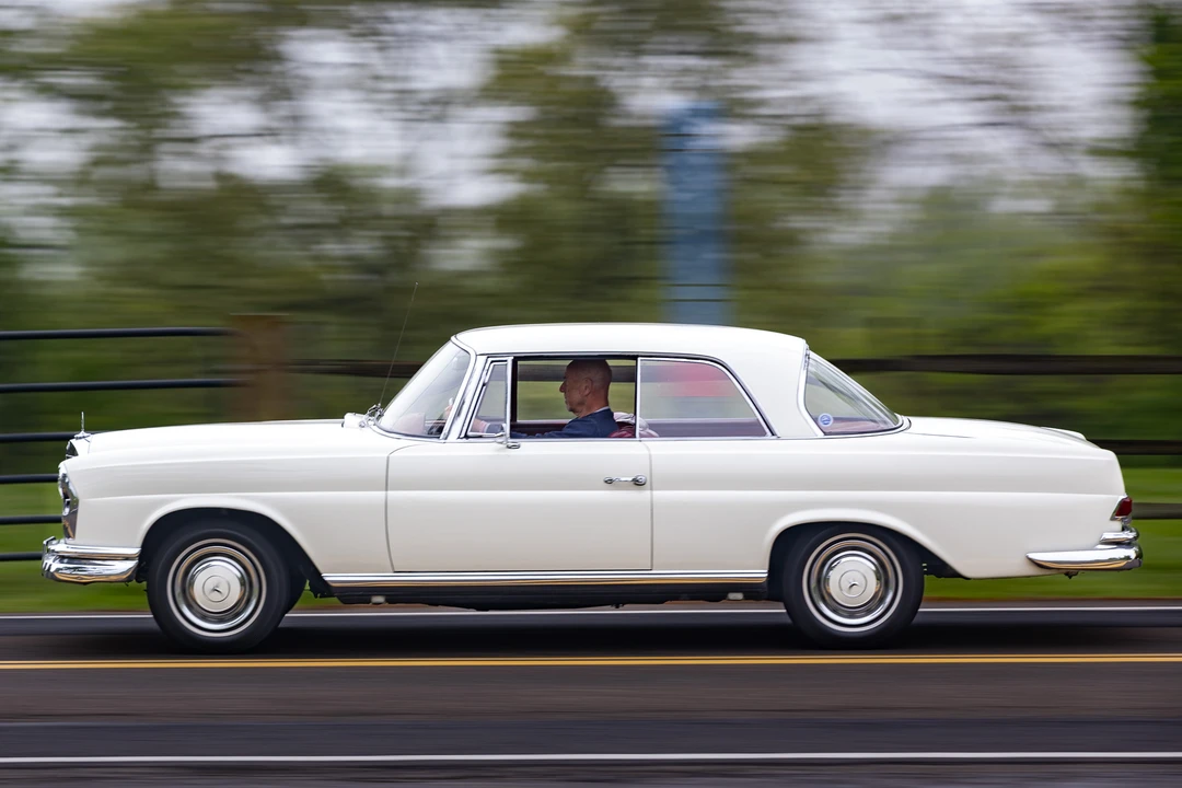 1965 Mercedes-Benz W111 Coupe - Image 8 of 31