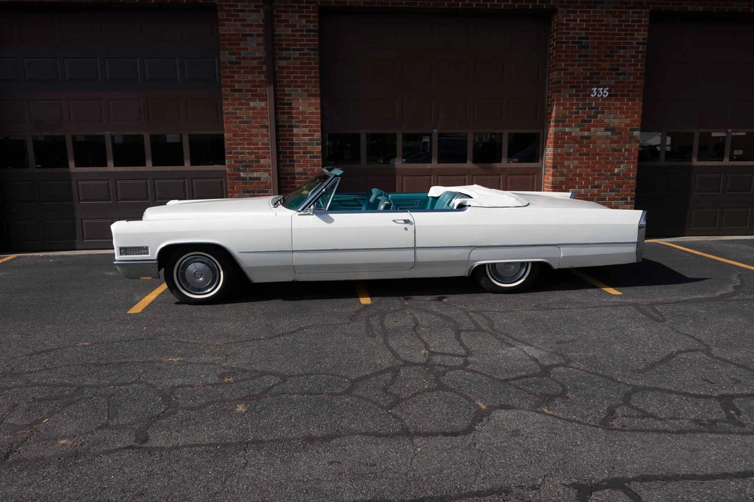1966 Cadillac DeVille 3rd Gen - Image 15 of 31