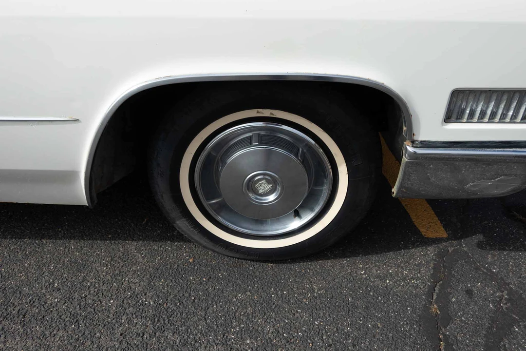 1966 Cadillac DeVille 3rd Gen - Image 22 of 31