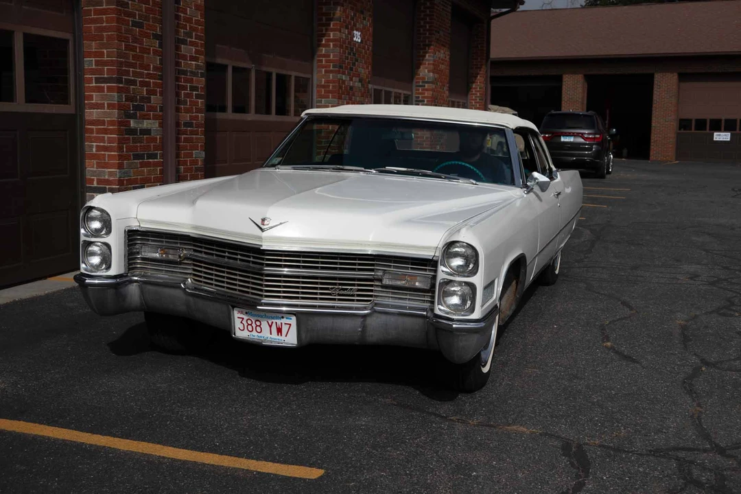 1966 Cadillac DeVille 3rd Gen - Image 2 of 31