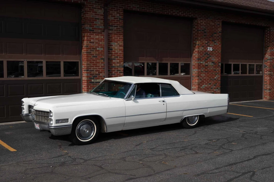 1966 Cadillac DeVille 3rd Gen - Image 3 of 31