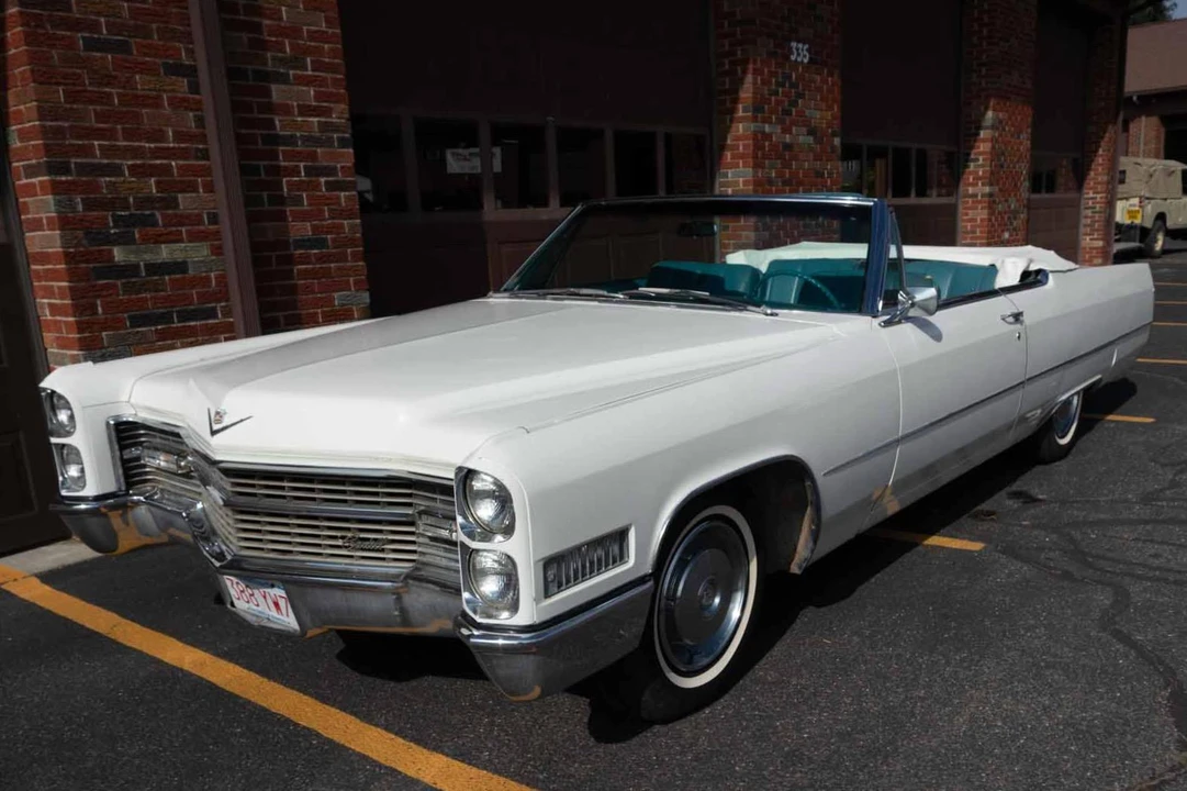 1966 Cadillac DeVille 3rd Gen - Image 13 of 31