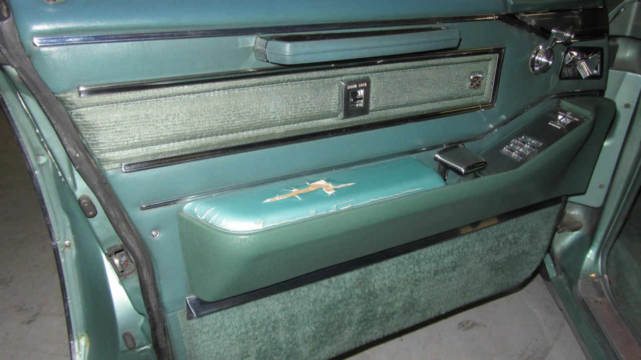 1966 Cadillac DeVille 3rd Gen - Image 21 of 31