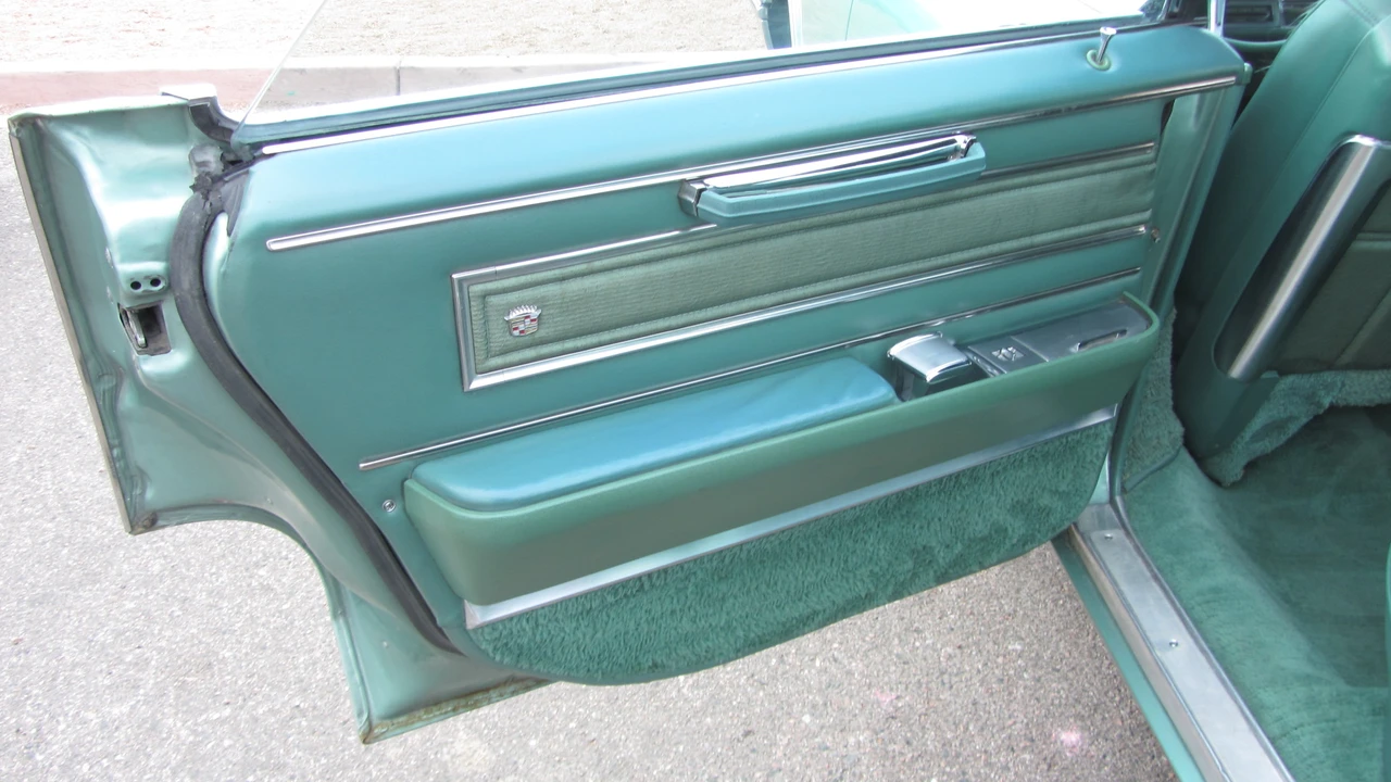 1966 Cadillac DeVille 3rd Gen - Image 23 of 31