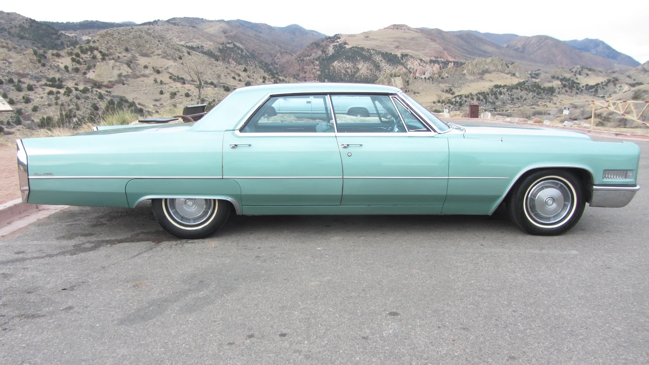 1966 Cadillac DeVille 3rd Gen - Image 2 of 31