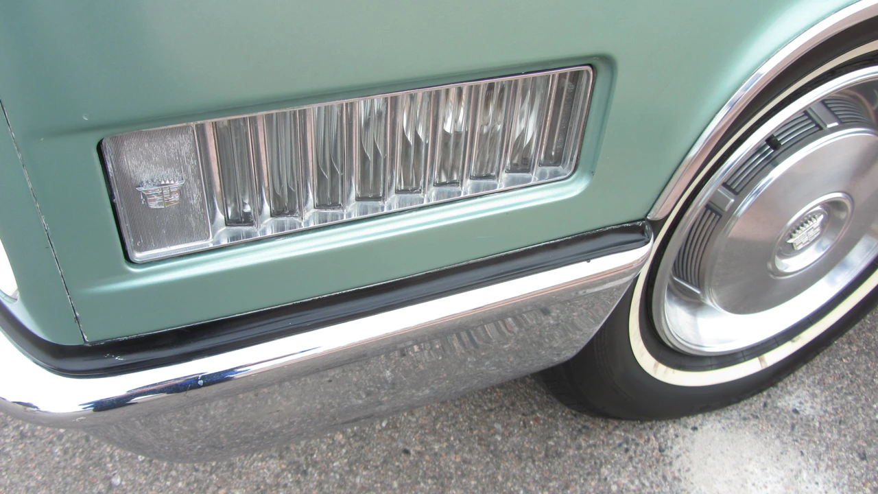 1966 Cadillac DeVille 3rd Gen - Image 14 of 31