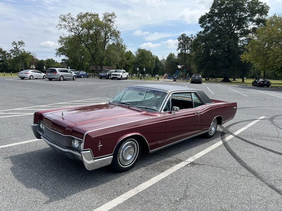 1966 Lincoln Continental 4th Gen - Image 23 of 31