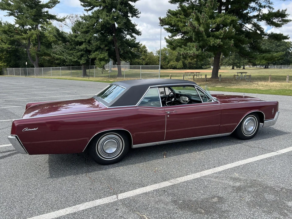1966 Lincoln Continental 4th Gen - Image 13 of 31