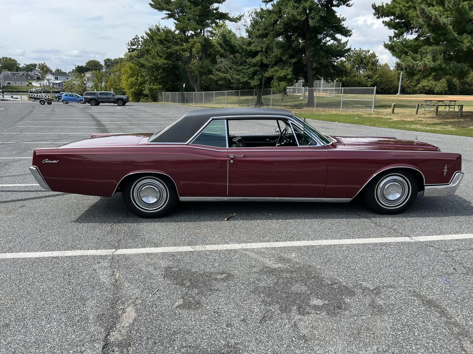 1966 Lincoln Continental 4th Gen - Image 10 of 31