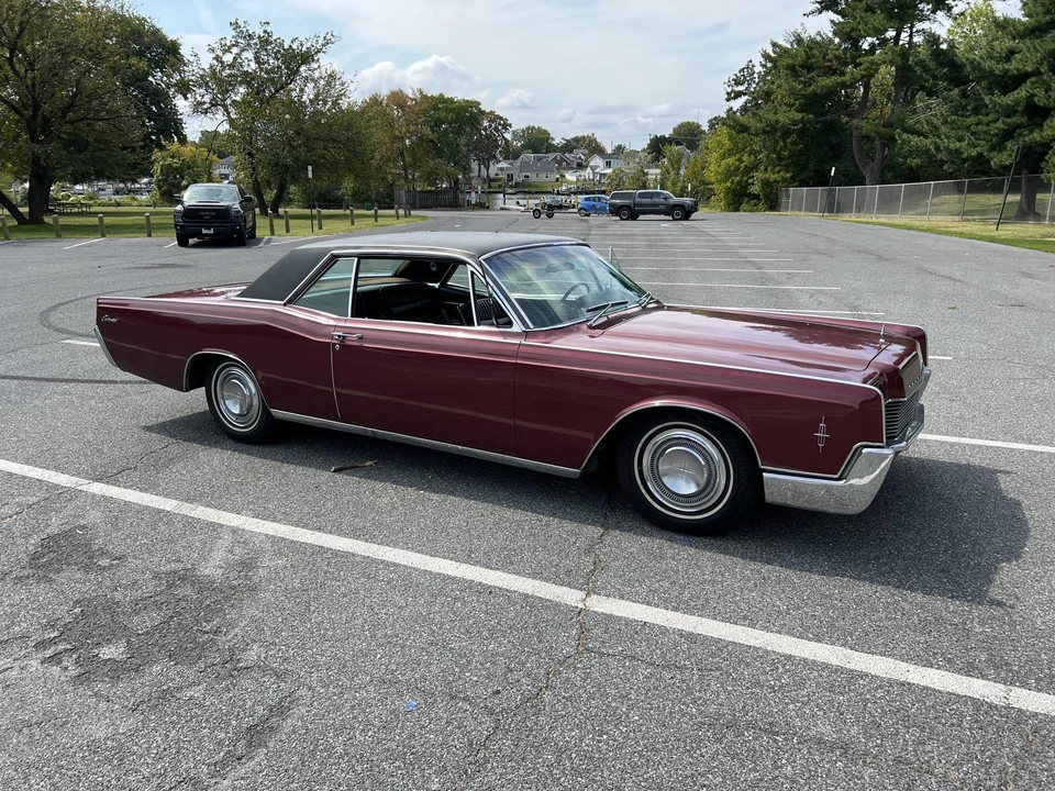 1966 Lincoln Continental 4th Gen - Image 7 of 31