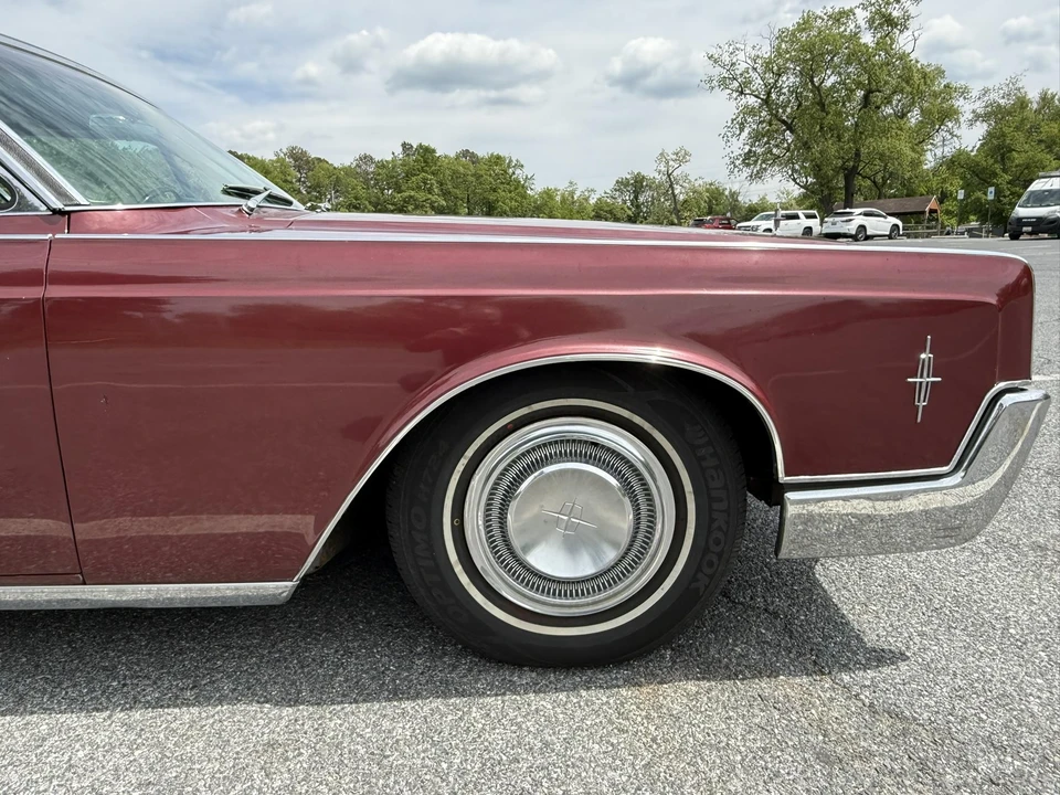 1966 Lincoln Continental 4th Gen - Image 28 of 31