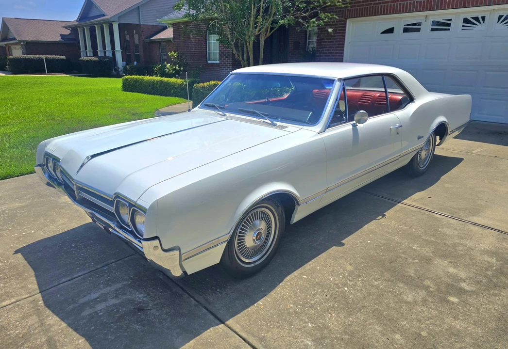 1966 Oldsmobile Cutlass 2nd Gen - Image 2 of 31